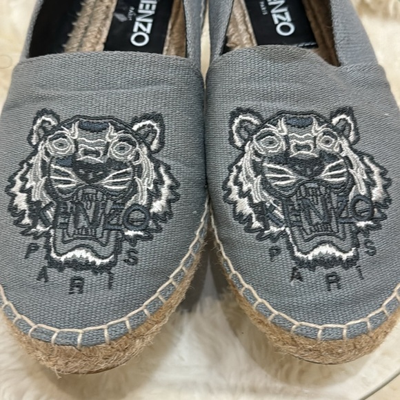 Kenzo Paris Gray Tiger Embroidered Linen Espadrille/Loafer - Picture 2 of 11